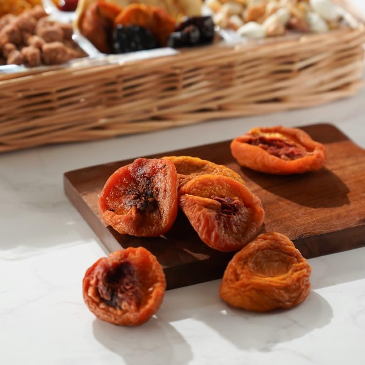 Broadway Basketeers Executive Collection Dried Fruit Gift Tray