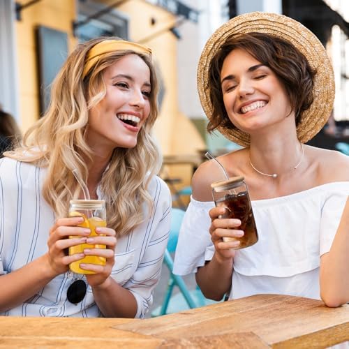DWTS DANWEITESI Iced Coffee Cups with Lids 2 pcs,16 oz Glass Cups with Lids and Straws as Coffee Bar Accessories,Beer Drinking Glasses,Reusable Glass Tumbler,Cute Coffee Cups for Coffee, Juice, Gifts