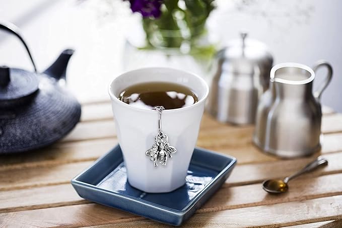 2pcs TeaSanavie Tea Infuser,Loose Tea Steeper Couple Handmade Honey Bee & Butterfly Tea Strainers for Loose Tea, Tea Strainer with Bee Charm Pendant Tea Ball Set Gifts for Women