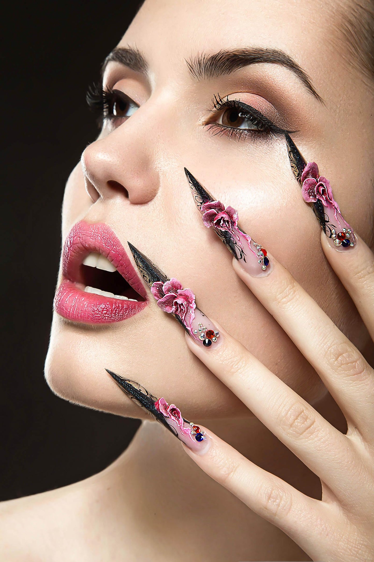RUOKEXIN Long Coffin Press on Nails Cat Eye Fake Nails Gold Glitter False Nails with Designs Long Nail Press ons Full Cover Glue on Nails Sparkly Artificial Nails Cute Stick on Nails for Women 24Pcs