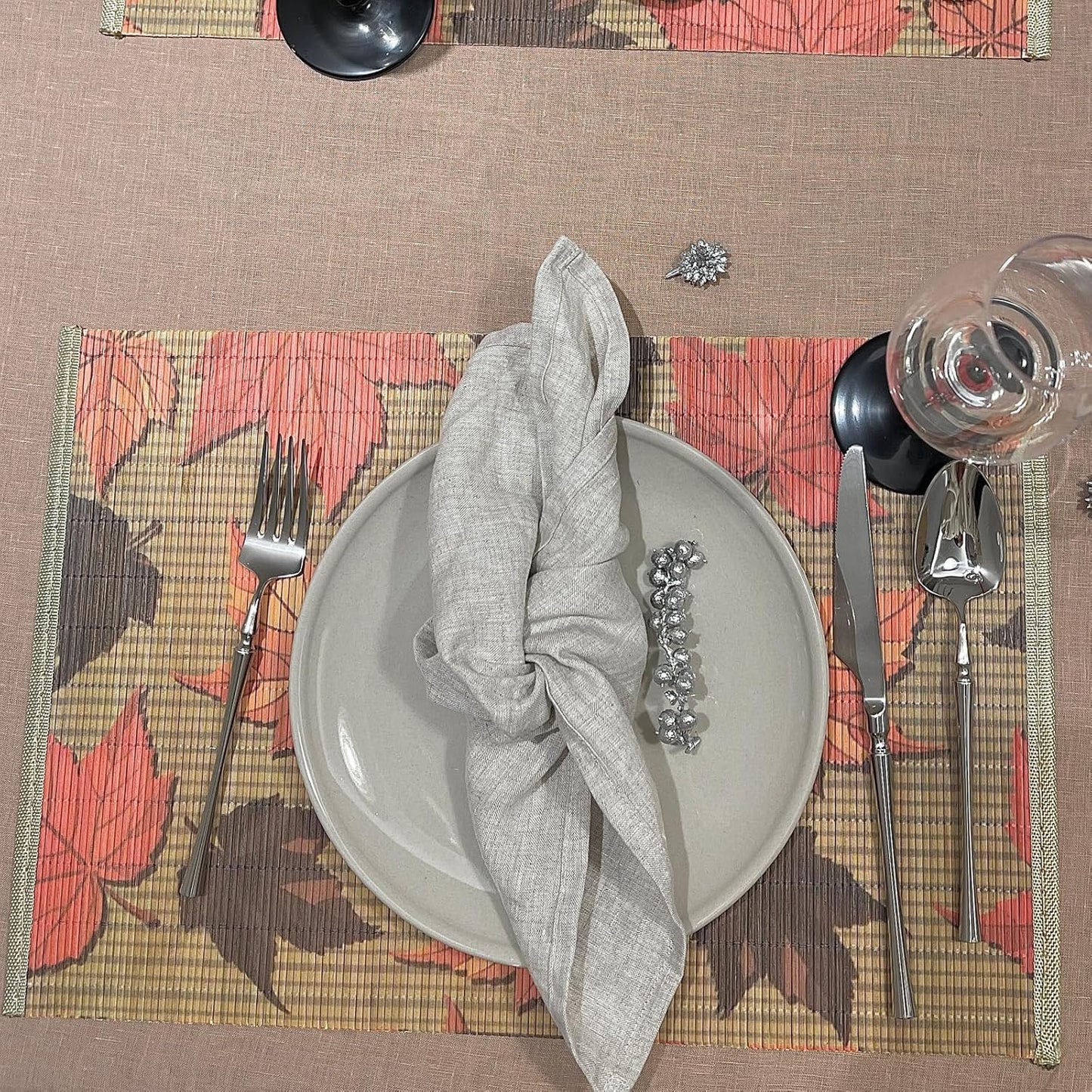 ANDSTAR Set of 8Pcs Bamboo Placemats 17.7X11.8Inch Sushi Rolling Mat Japanese Style Bamboo Mat Place Mats Washable Heat Resistant Table Mats for Dinner Dining Table (Maple Leaves)