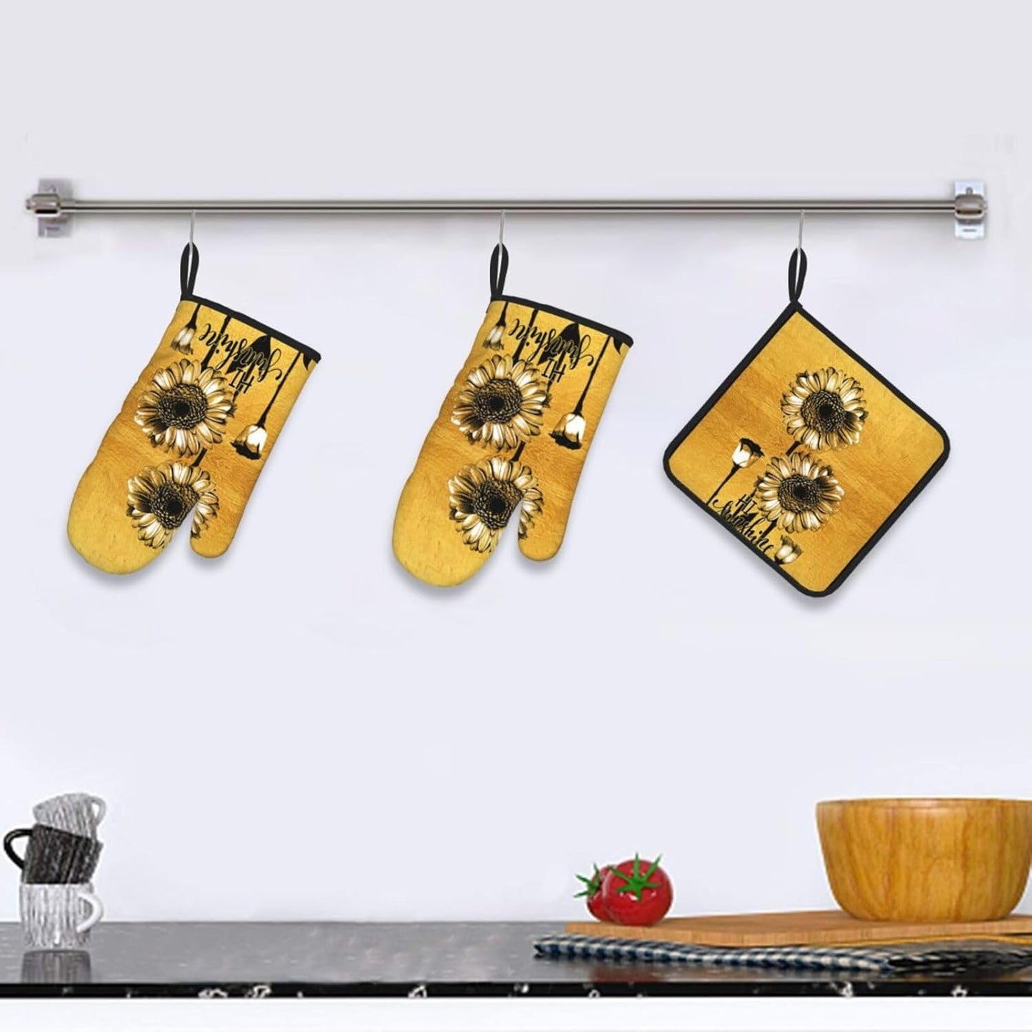Sunflower Oven Mitts and Pot Holders Sets, Heat Resistant Gold Kitchen Oven Glove for Kitchen BBQ Baking Grilling Cooking, Sunflower Gifts for Women Cooks Bakers Cooking Lover