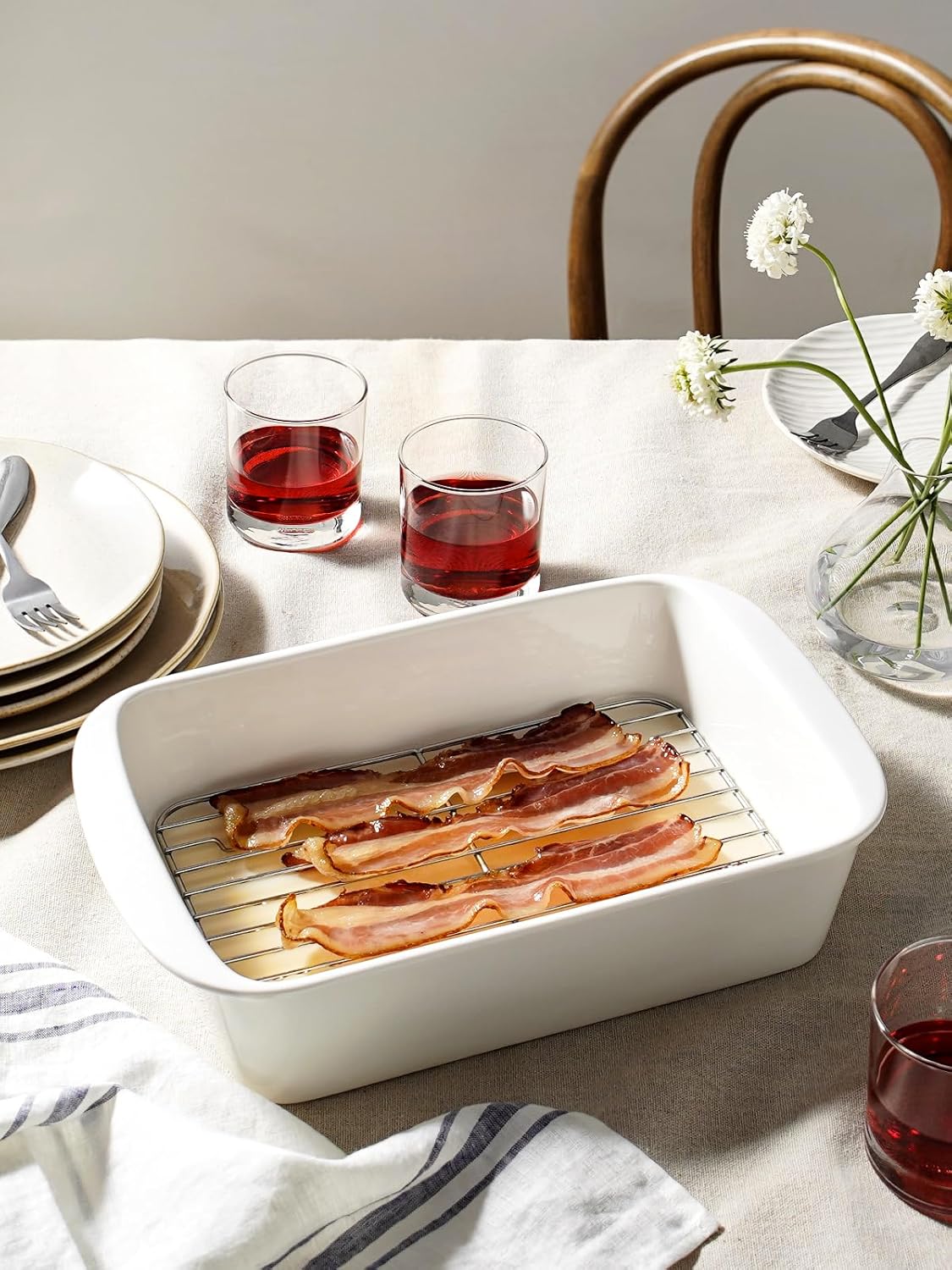 LE TAUCI Deep Casserole Dishes for Oven, 13.7”x9.6” Ceramic Baking Dish Set with Roasting Racks, Large Lasagna Pans with Handles, Rectangular Bakeware as Gift for Mom, White (4.6QT/3.0QT/1.6QT), Set of 3