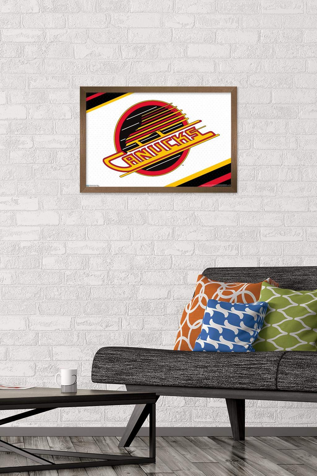 Trends International NHL Vancouver Canucks - Retro Logo 19 Wall Poster, 14.725" x 22.375", Bronze Framed Version