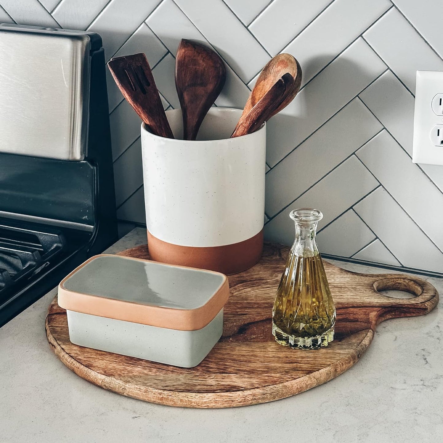 Mora Ceramic Two-in-One Butter Dish with Lid, Covered Butter Crock Container to Leave on Countertop - Large Storage Keeper/Holder for Kitchen, Gifts for Her, Butter Tray For Counter - Earl Grey