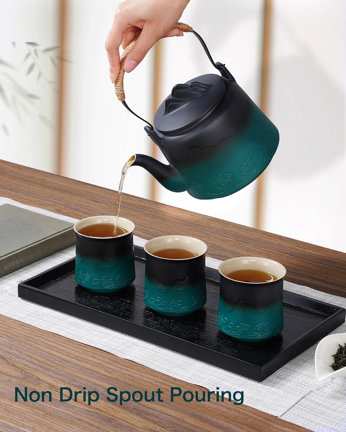 ZENS Vintage Japanese Tea Set, Gradient Embossed Ceramic Japanese Teapot with 4 Teacups, Hemp Rope Handle 33.8 oz Loose Leaf Teapot with Built-in Strainer for Tea Steeper Gifts, Black & Green