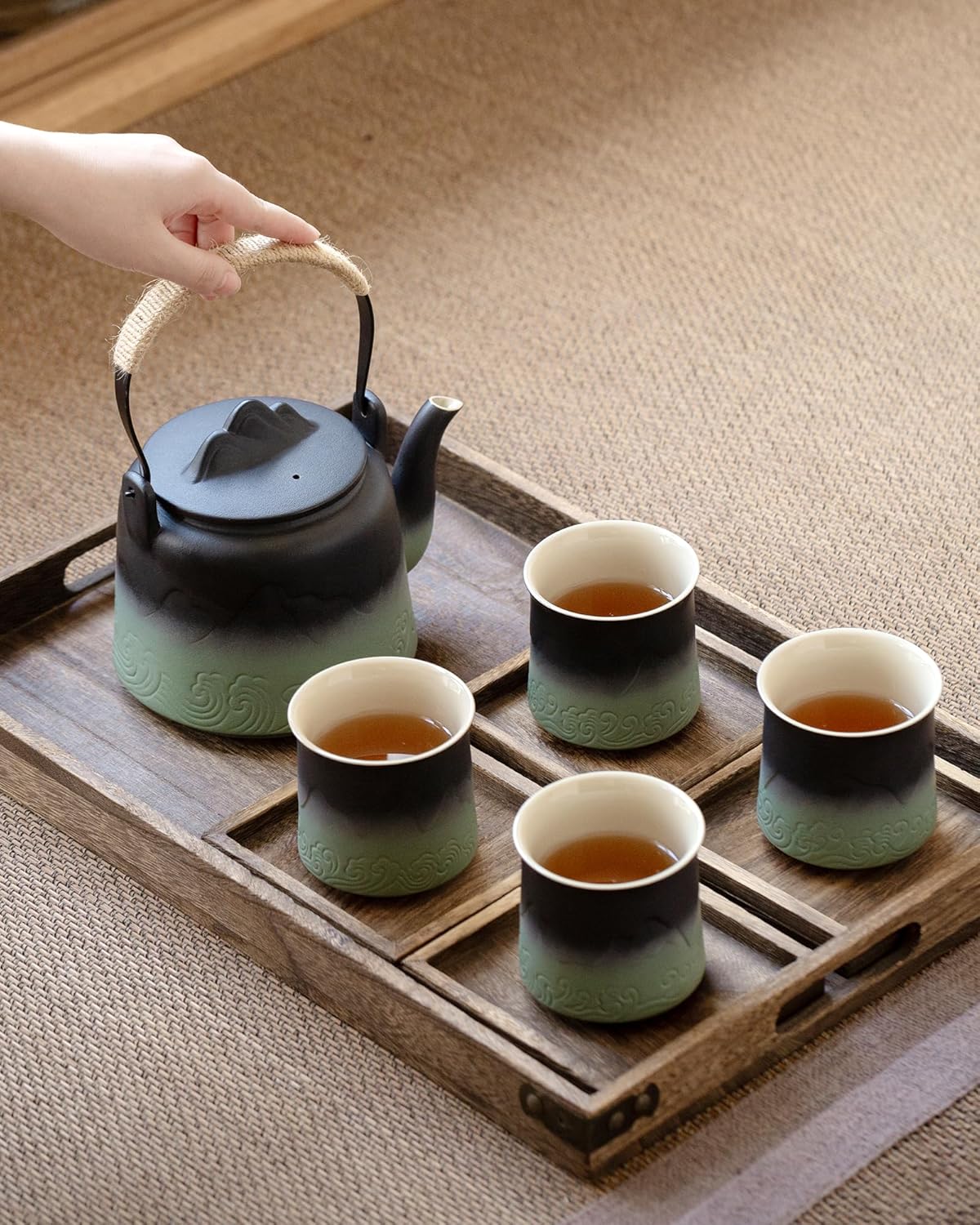 ZENS Vintage Japanese Tea Set with 4 Tea Cups, 33.8 oz Embossed Ceramic Loose Leaf Teapot with Built-in Strainers for Tea Steeper, Hemp Rope Handle Gradient Japanese Tea Pot for Tea Lovers Gifts
