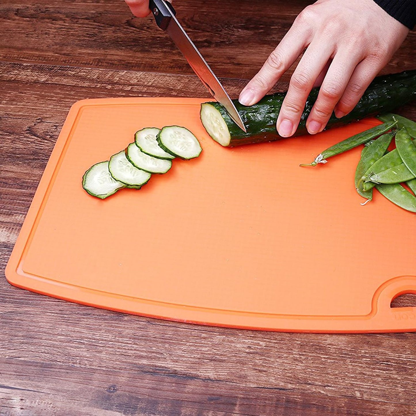 Thick Silicone Cutting Board 12.6'' x 9.1'' Juice Grooves Easy Grip Handle Dishwasher Safe-Orange